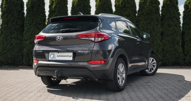 Hyundai Tucson cena 75990 przebieg: 106597, rok produkcji 2017 z Tychowo małe 781